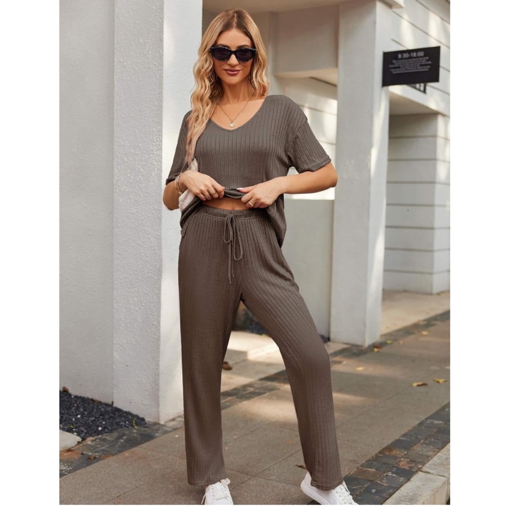 Brown Lounge Set Size Small